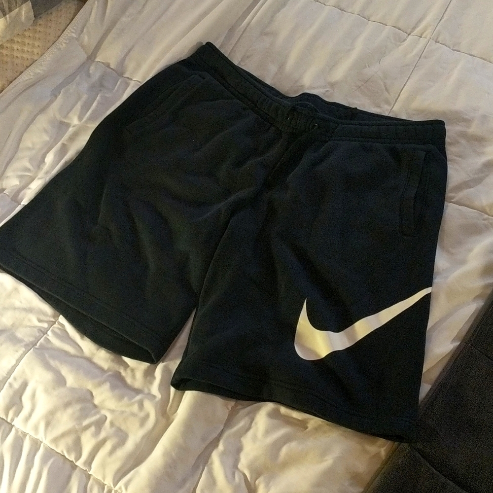 Mens Nike Fleece Varsity Shorts - LG